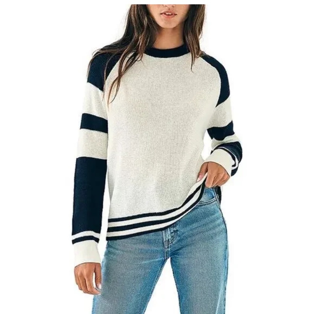 360 Cashmere Navy and Cream Knit Sweater